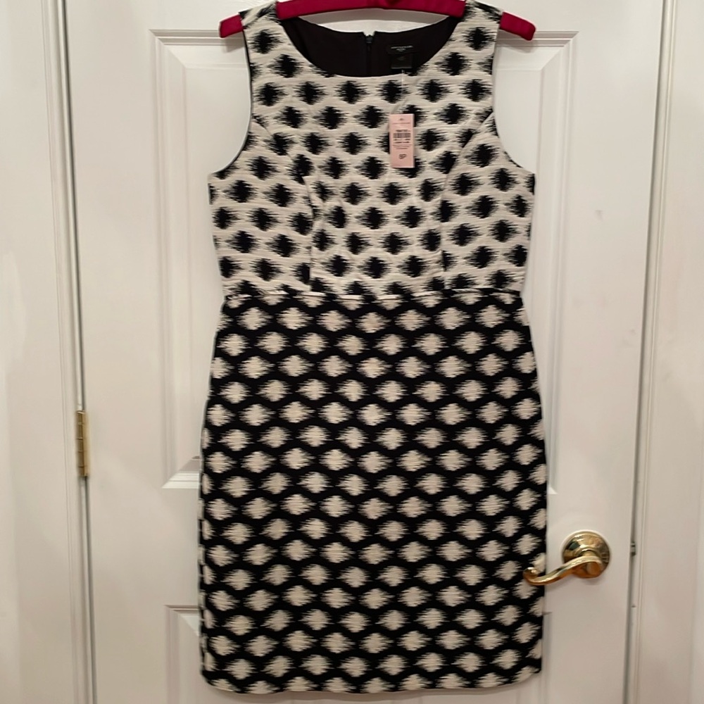 Ann Taylor petites NWT fitted sheath dress size 8P